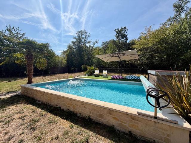 Maison de 147 m² avec piscine, grand garage et prestations de qualité