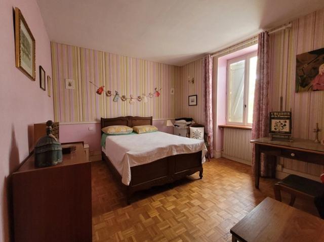 Maison de 148 m² à vendre à 10 min. de Montmarault