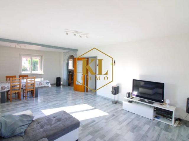 maison de 148 m² sur 9 ares 90 de terrain avec 4 chambres à DE
