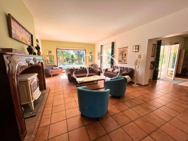 Maison de 14 pièces de luxe en vente à Argelès, France