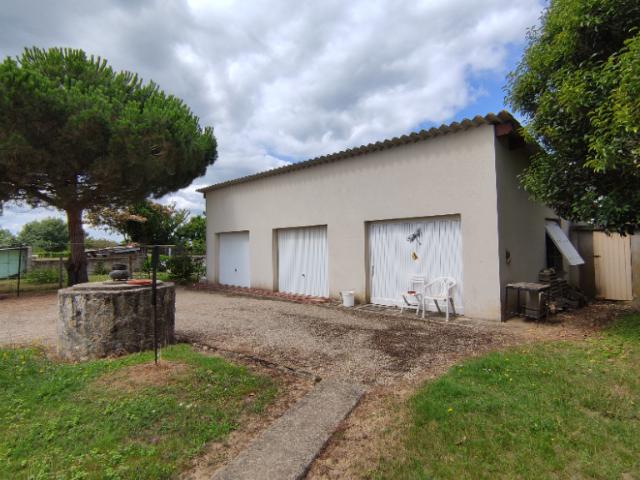 Maison de 155 m² et dépendance de 63m²