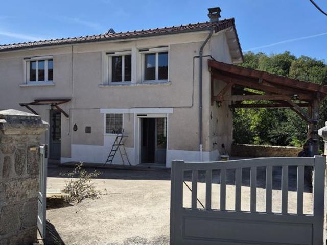 Maison de 150m2 à louer sur Razès