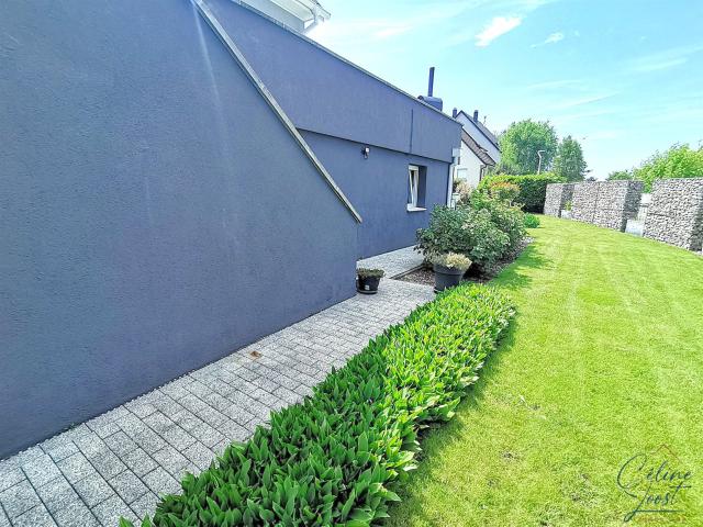 Maison de 151 m2 hab. sur 7 ares de terrain avec second loge. 152m² Horbourg Wihr