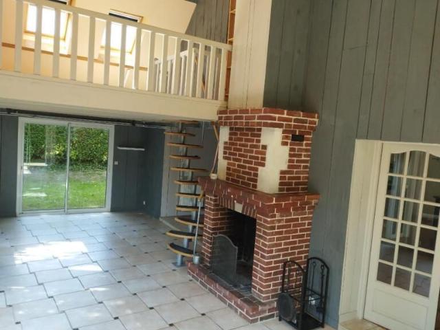 Maison de 170m2 à louer sur Cairon