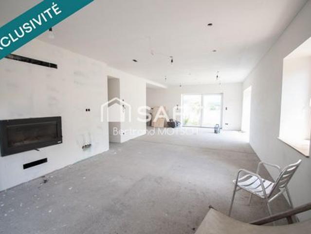 Maison de 185 m2 sur terrain 2347m2 à finir