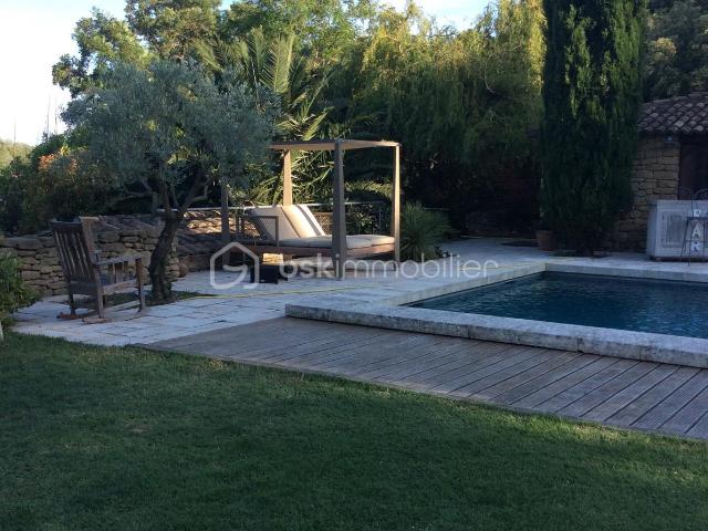 Maison de 186,19 m² à Grans