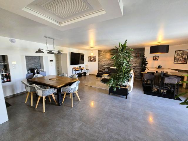 Maison de 198 m² sur un terrain de 1 500 m² 198m² Mazerolles