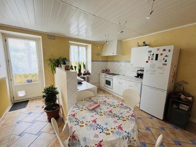 Maison de 190 m² habitables sur 6000 m² de terrain