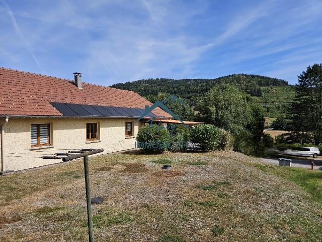 Maison de 2006 avec 5 chambres La Forge