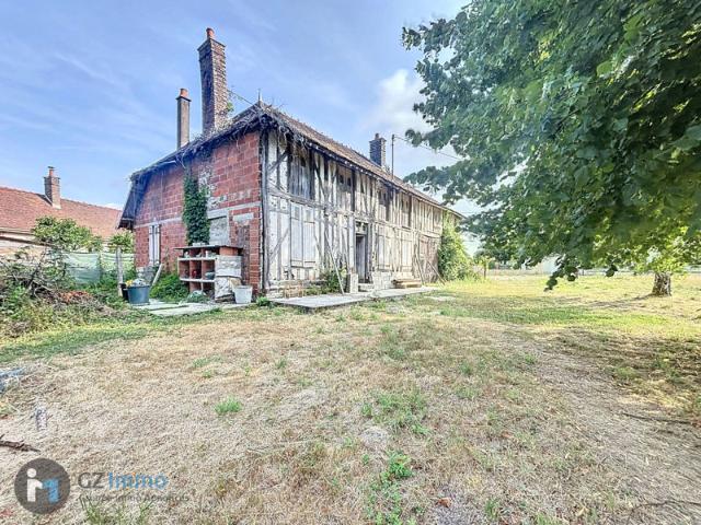 Maison de 200 m2 à rénover sur un terrain de 942 m2