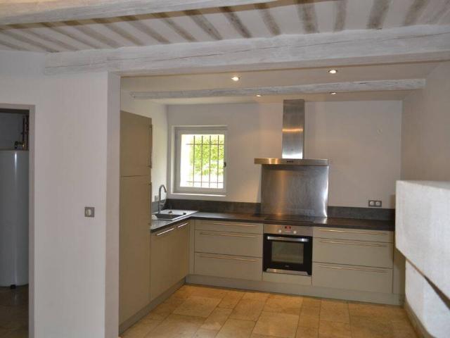 Maison de 200m2 à louer sur Sarrians
