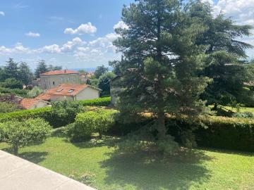 Maison de 225 m2 sur un terrain de 1715 m2 fort potentiel d'aménagement