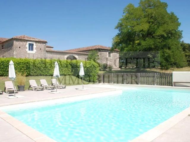 Maison de 21 pièces de luxe en vente à Mauroux, Occitanie