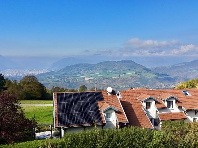VILLA D’EXCEPTION À VAULNAVEYS LE BAS SECTEUR MONTCHAFFREY 226 M2 TERRAIN 1500 M2