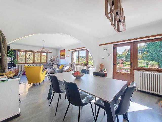 Maison de 226m2 environ sur 11.29 ares