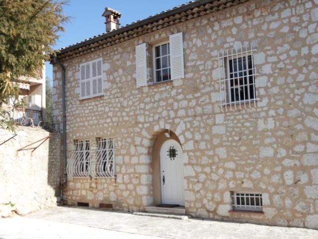 Maison de 220m2 à louer sur Vence