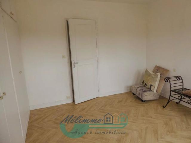 Maison de 230 m² à Saint sauveur