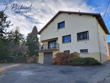 Maison de 250m2 + sous sol de 80m2