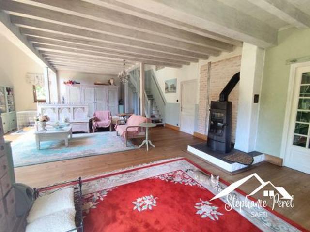 Maison de 260 m² – Terrain 6 300 m² – Calme absolu