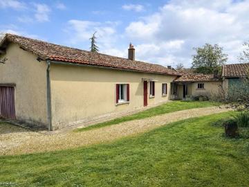 Maison de 2 Chambres En Pierre de Plein Pied Dans un Hameau 76m² Sauzé Vaussais