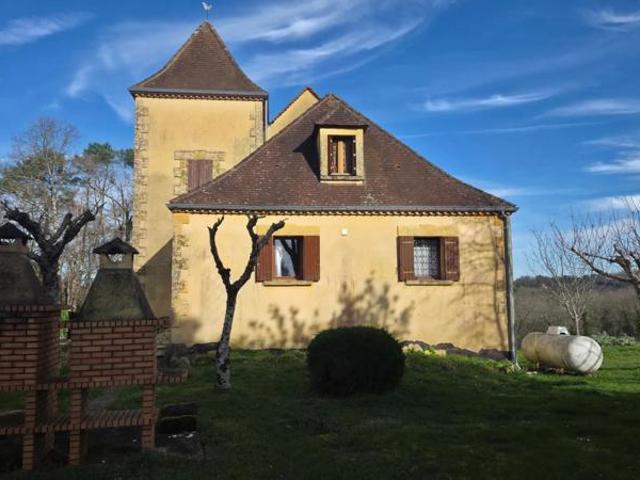 Maison 7 chambres avec grand jardin à Marquay
