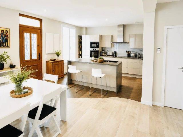 MAISON DE 7 PIECES 180M2 A CHATILLON BERANGER SAVOIE