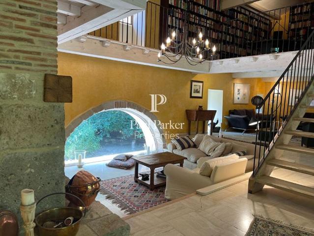 Maison de 7 pièces de luxe en vente à Monflanquin, France