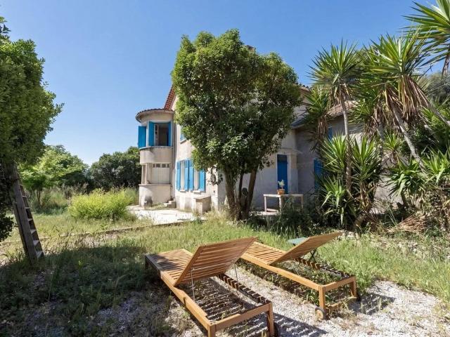 Maison de 7 pièces de luxe en vente à Aubagne, Provence Alpes Côte d'Azur