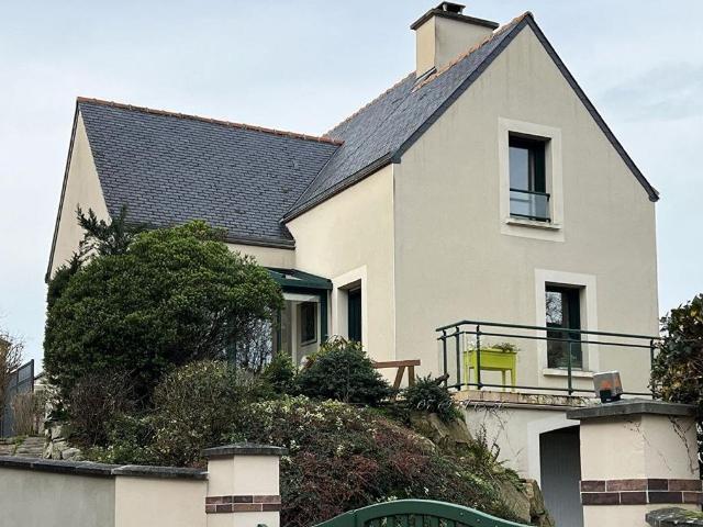 Maison de 7 pièces de luxe en vente à La Richardais, France