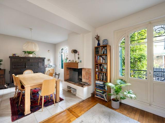 Maison de 7 pièces de luxe en vente à Le Perreux sur Marne, Île de France
