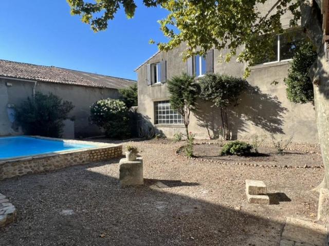 Maison de 7 pièces de luxe en vente à Saint Gilles, France