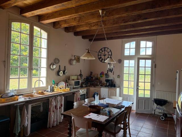 Maison de 400m2 à louer sur Brantôme en Périgord