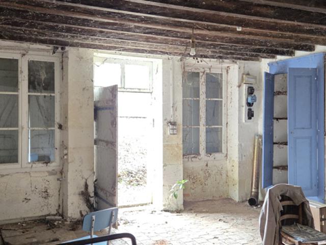 MAISON DE 44 m2 A RENOVER ENTIEREMENT