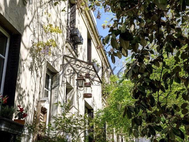 Maison de luxe en vente à Montparnasse, Alésia, Montsouris, France
