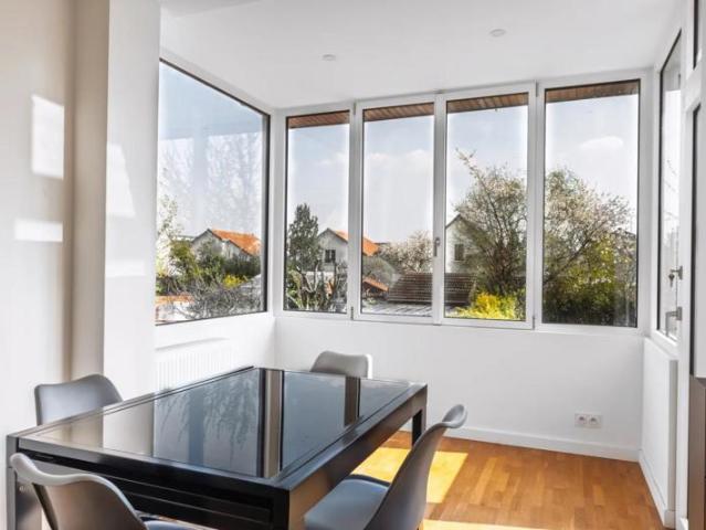 Maison rénovée 4 ch. avec jardin à Cherchefeuilles