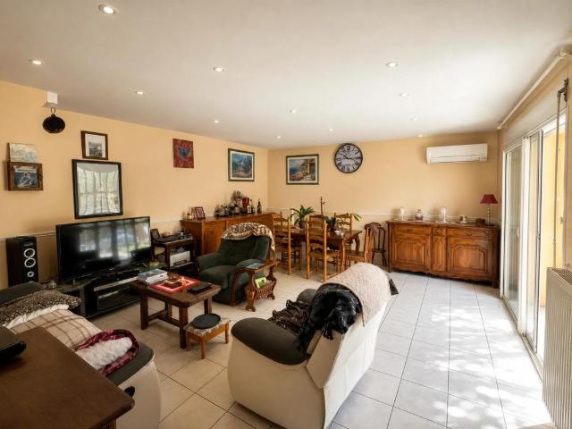 Maison de 4 pièces de 130 m² à Sainte Eulalie