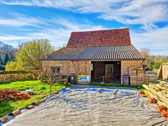 Maison avec potentiel à Ponchon