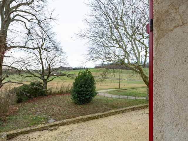 Maison de 4 pièces sur 2457m2 de terrain, CLAVEYSON 26240