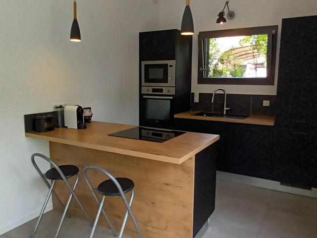 Maison de 53m2 à louer sur Châteauneuf le Rouge