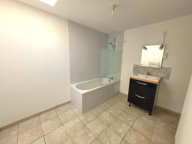 Maison de 54m2 à louer sur Thiant