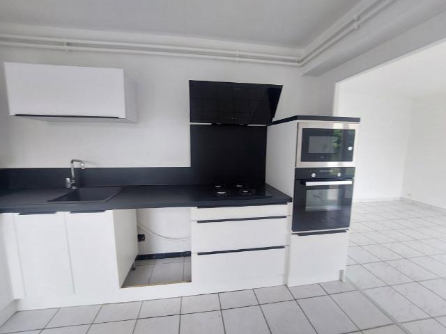 MAISON DE 5 PIÈCES