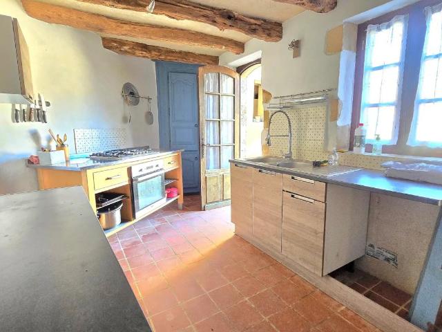 Maison de 5 pièces de 107 m² à Saint Cernin de l'Herm