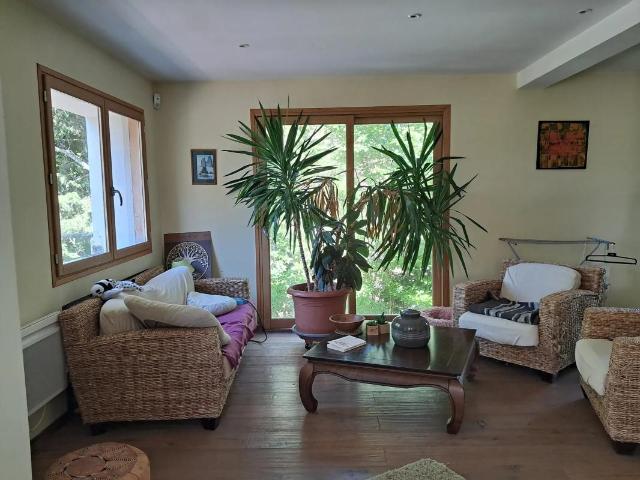 Maison de 5 pièces de 113 m² située à Givry
