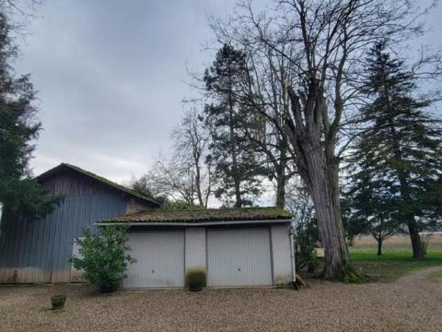 Maison rénovée de 210 m² à Buzet sur Baïse