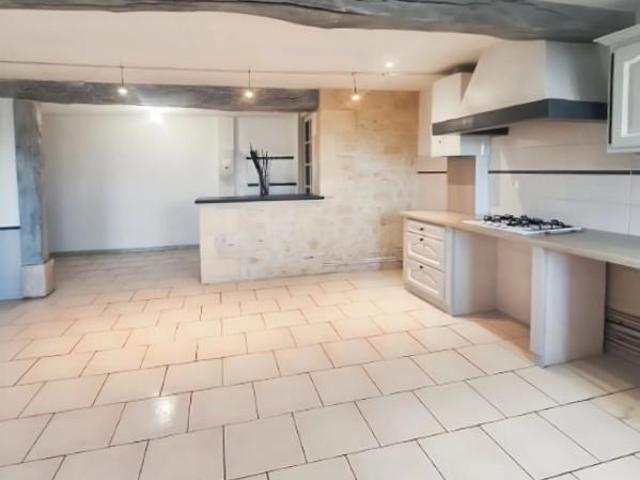 Maison de 5 pièces de 88,86 m² situé à Clairac