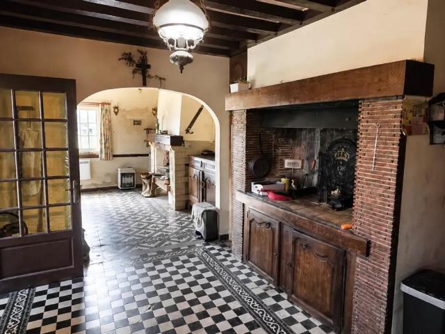 Maison de 5 pièces de 93 m² à Livarot Pays d'Auge à renover