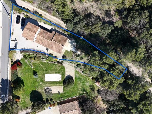 Maison de 5 pièces de luxe en vente à La Bastidonne, Provence Alpes Côte d'Azur