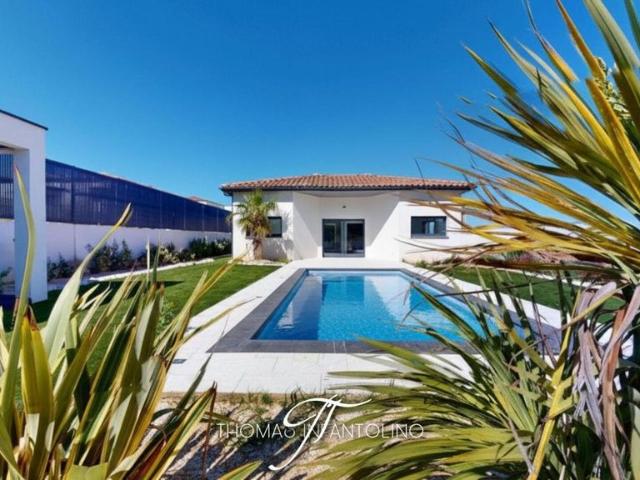 Maison de 5 pièces de luxe en vente à Lavalette, Occitanie