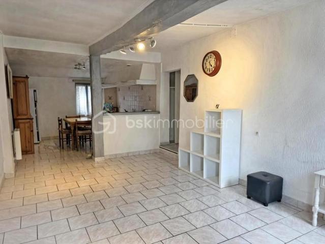 Maison de 62 m² à Domats