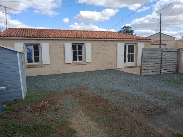 Maison de 65m2 à louer sur Doix lès Fontaines